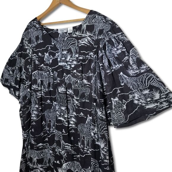 Santé Zebra Print Black & White Cotton Short Sleeve Relaxed Pocket Midi Dress - Picture 3 of 6